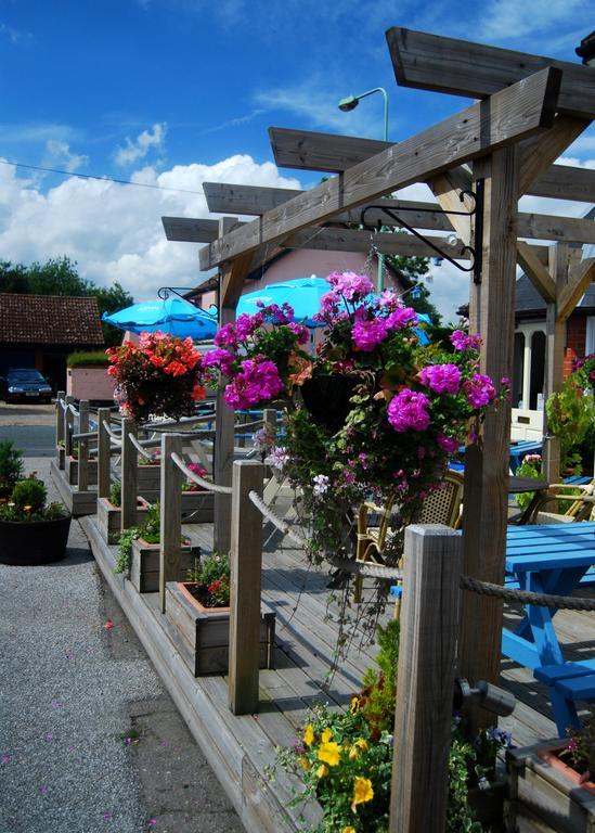 The Railway Inn Westerfield エクステリア 写真
